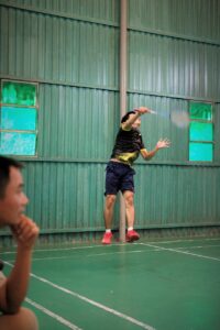 man, badminton, smash, sport, athlete, racket, shuttlecock, activity, active, action, person, jump, young man, youth, fun, badminton, badminton, badminton, badminton, badminton
